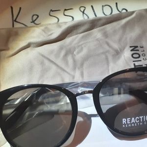 Kenneth Cole Reaction Sunglasses